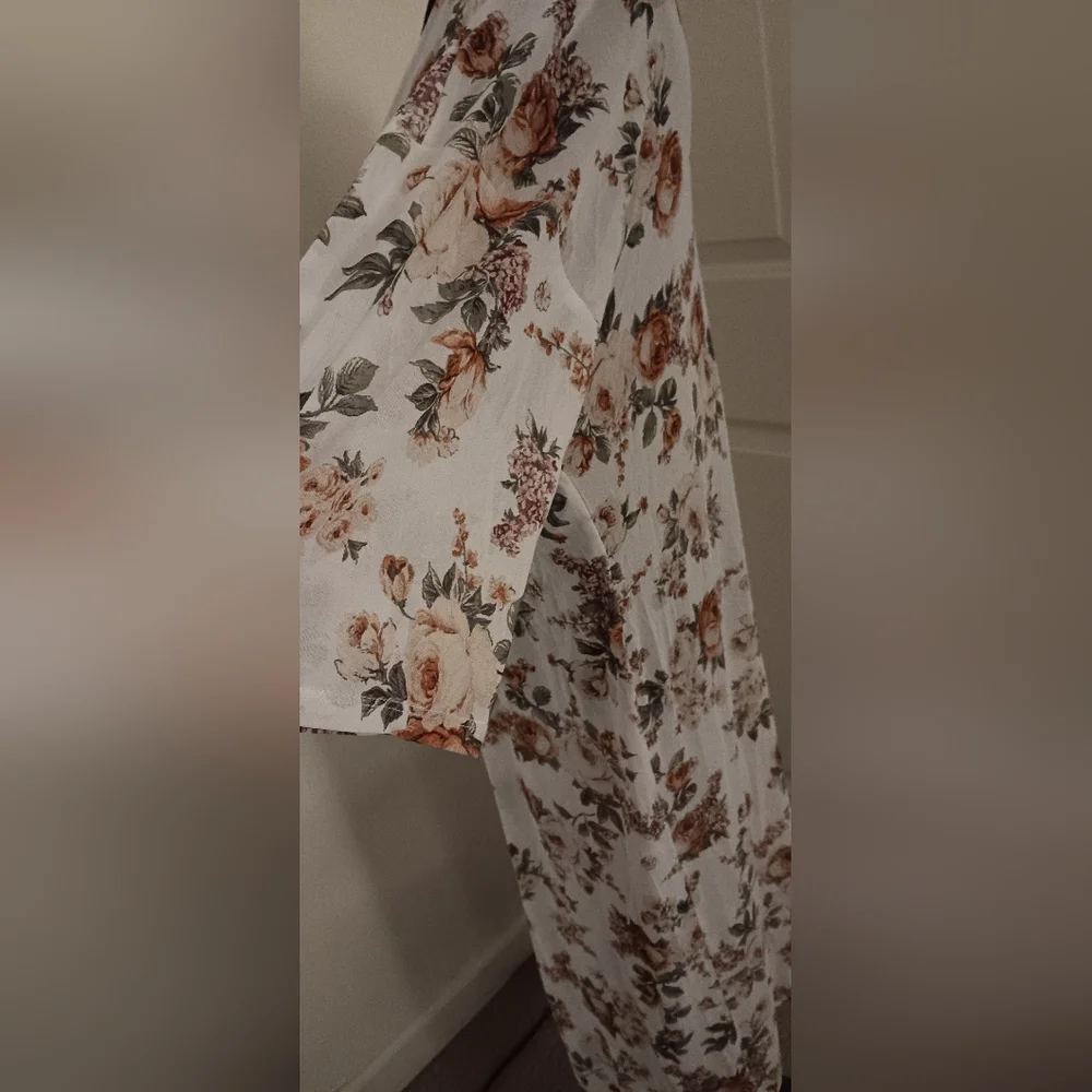 Ultra Flirt White Floral Sheer Kimono Dusters Women's Size L New With Tags - Picture 3 of 6